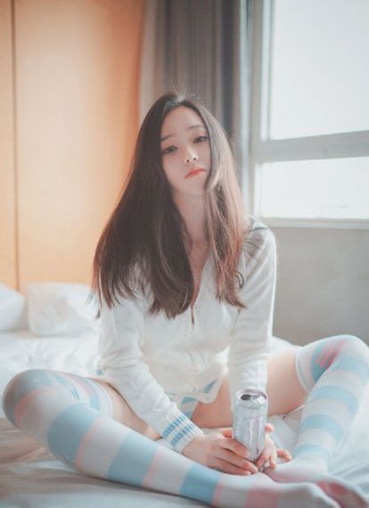 老司机永久免费视频网站在线观看_十万网红美女美酱