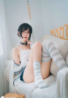 欧美精品二区中文乱码字幕高清_高清电影完整版在线观看