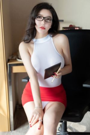 av性饥渴的丰满女领导_迅雷下载电影