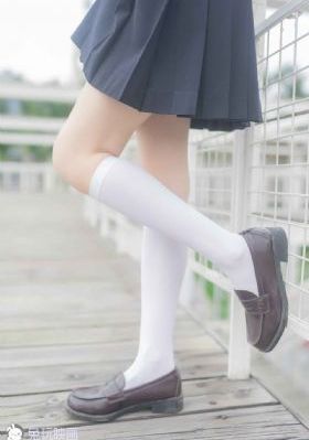 50岁女人自述被囗交过程_JVID性感写真